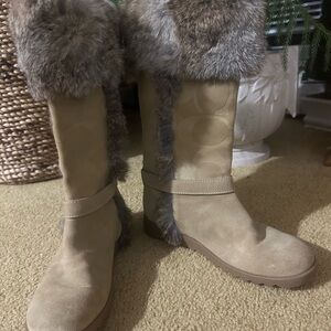Coach Deeann Signature Embossed Suede Rabbit Fur Trim Boots 8B